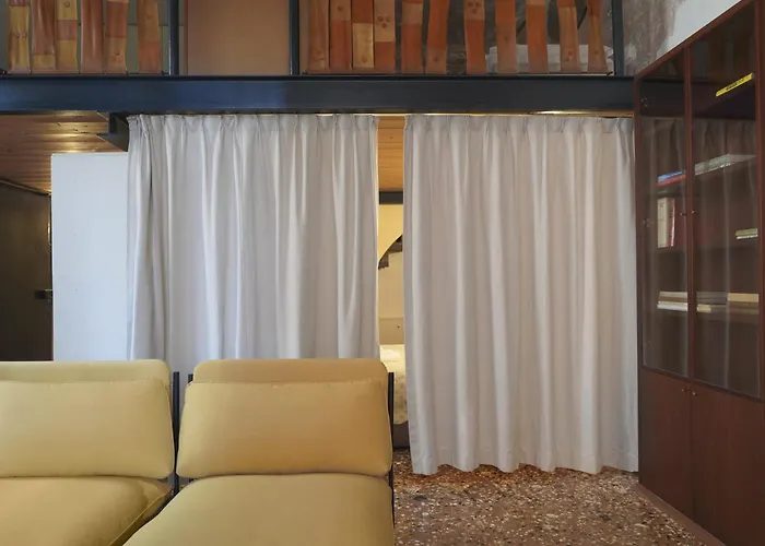 Melusina Fresco Historical Center Veneza